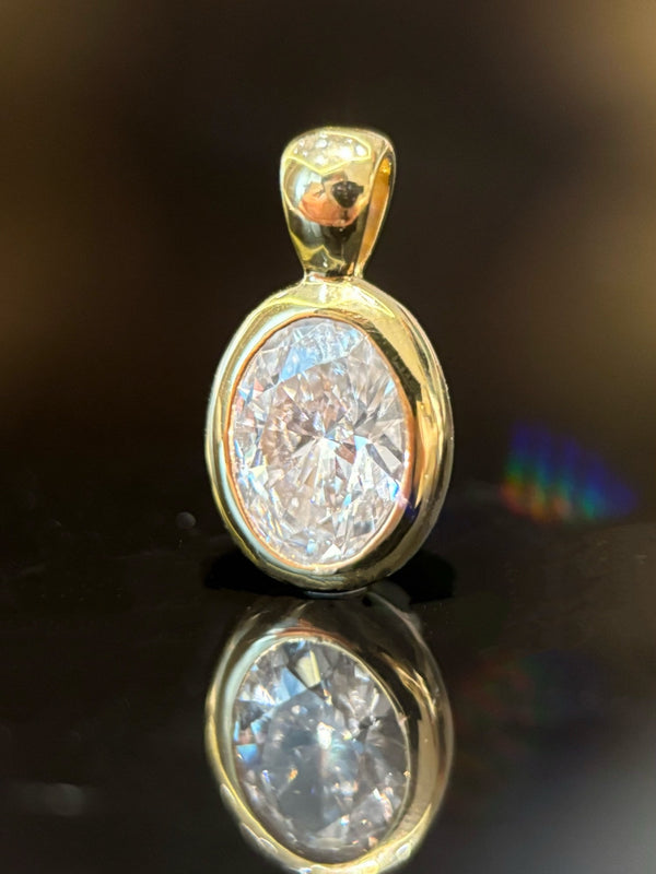 Classic Oval Diamond Bubble Pendant